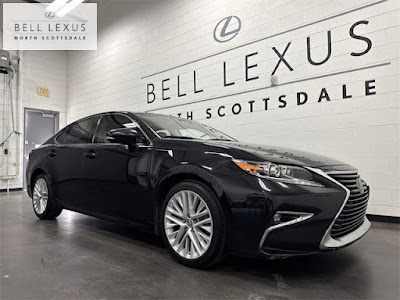 2016 Lexus ES