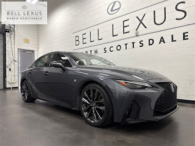 2022 Lexus IS