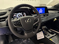 2025 Lexus ES 300h