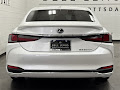 2025 Lexus ES 300h