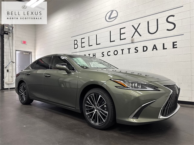 2025 Lexus ES 300h