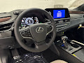 2025 Lexus ES 300h