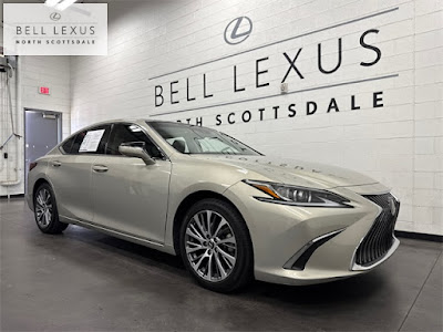 2019 Lexus ES