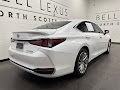 2022 Lexus ES ES 300h Luxury