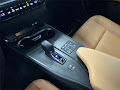 2025 Lexus UX 300h Premium