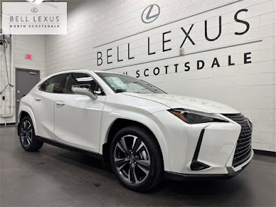 2025 Lexus UX