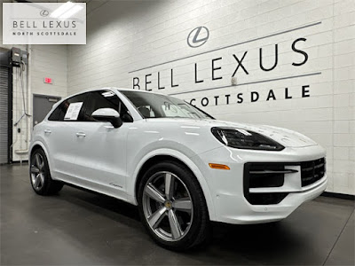 2024 Porsche Cayenne