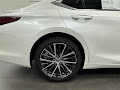 2023 Lexus ES 300h
