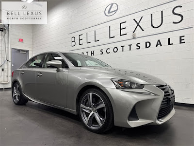 2017 Lexus IS