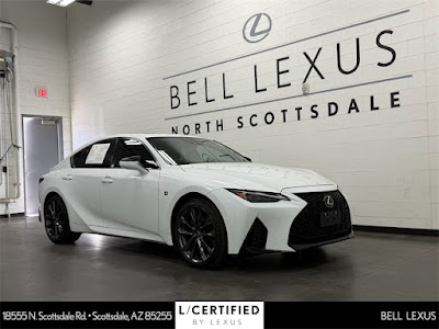 2023 Lexus IS
