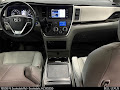 2018 Toyota Sienna XLE